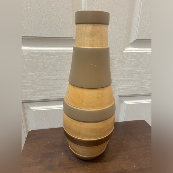 Tahari Wooden Vase - Picture 8 of 11